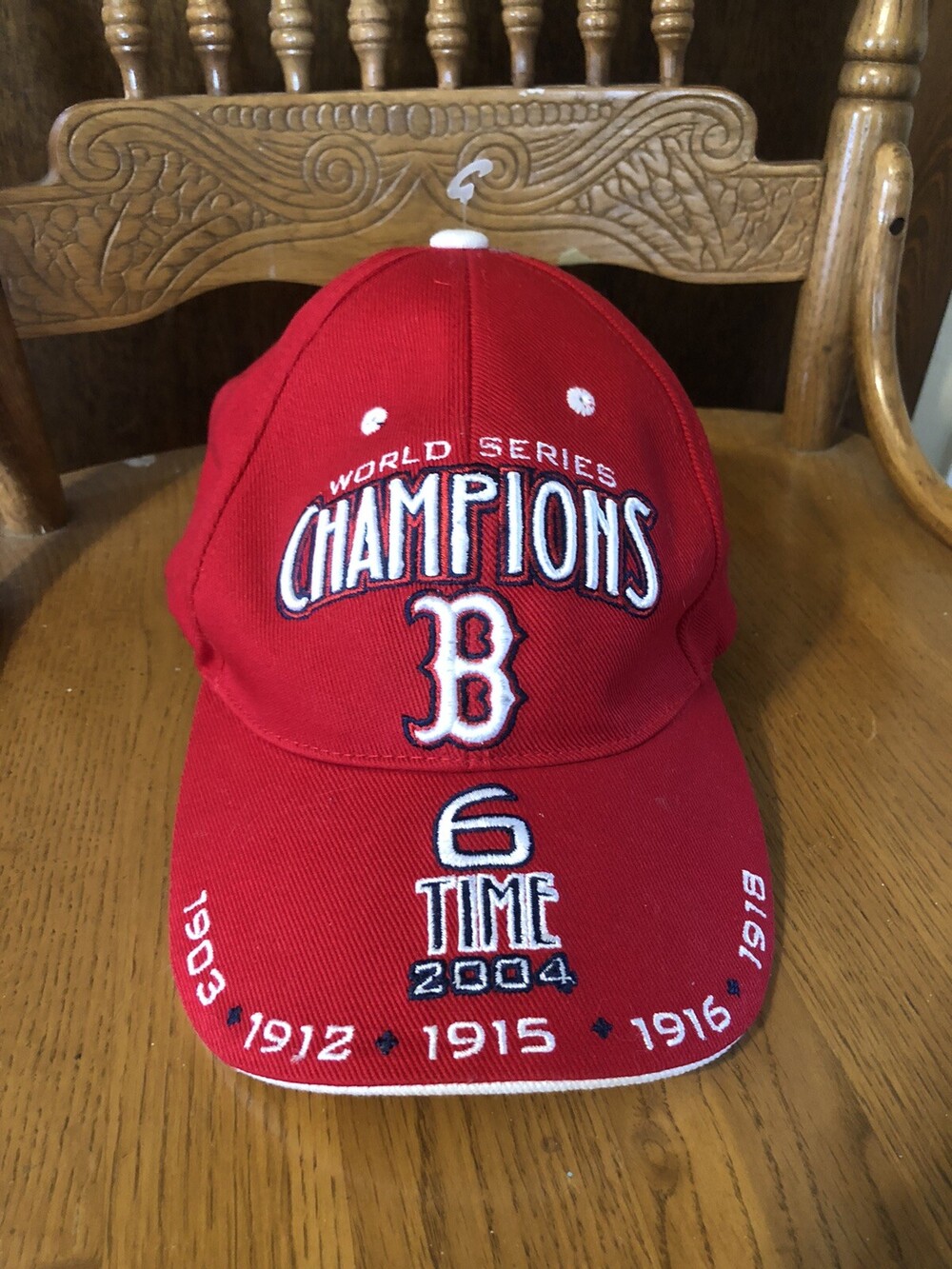 Boston Red Sox 2004 World Series Champs Hat Vtg MLB Red Strapback